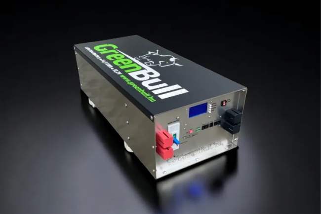 The capacity of the LiFePO4 energy storage is 14.3 kWh/280 Ah.